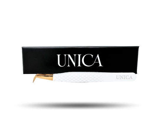 Volume Boot Tweezer - Unica Beauty